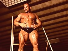 Fantasy Muscle Daddy Hans Hoffmann looks like a trucker, is built like a powerlifter, and thinks like a construction site foreman - it's all abou